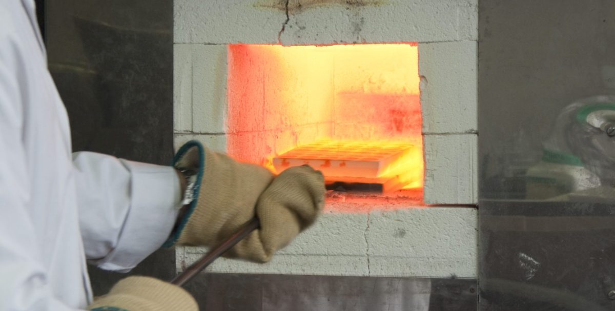 Melting precious metals Melting precious metals